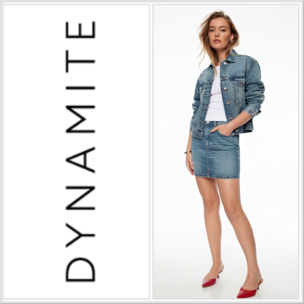 DYNAMITE Vintage Medium/Light Wash Button Down Pockets Jean Jacket Medium